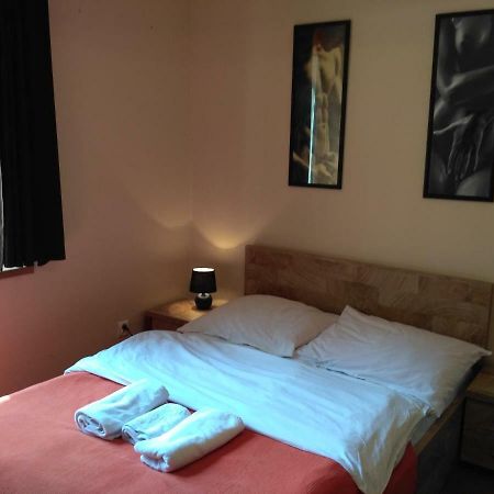 Akt Studio Apartment City Centre Cracovia Esterno foto